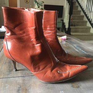 Brown leather Cole Haan boots